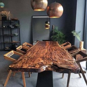 میز ناهارخوری چوبی با طراحی روستیک و طبیعی